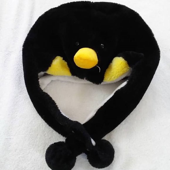 Adult Penguin Winter Hat One Size - Picture 2 of 7